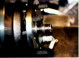 Stripped half shaft thread 2